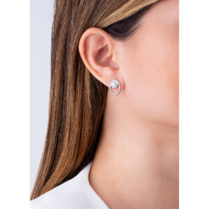 ARETES CON POSTE DAMA